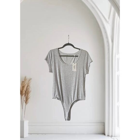 NWT Calvin Klein Jeans Gray Bodysuit X-Large - Picture 1 of 6